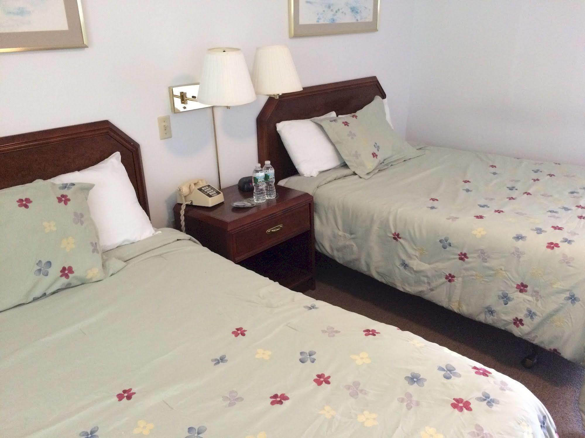 Castle Manor Inn Gloucester Eksteriør billede